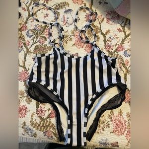 Hamada Pole wear sling bottoms